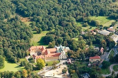 Pocysterski zespół klasztorno-pałacowy w Rudach